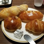 ベーカリーレストランサンマルク - パンたち。