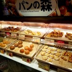 ベーカリーレストランサンマルク - パンの森。