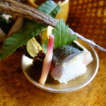 東京 芝 とうふ屋うかい - 鯖寿し、