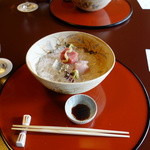 東京 芝 とうふ屋うかい - 旬の魚、お造り