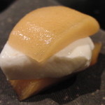 味乃 じゃんぼ - 【訪問３回目】柿とチーズの先付