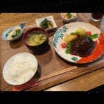 Osake To Niku Kansai Biyori - ランチは日替わりお昼ごはんのみ（定食スタイル）