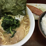 横浜ラーメン 町田家 - 