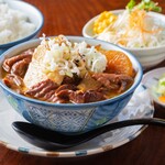 Famous offal boiled set meal