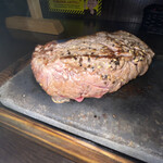 Yappari steak - 赤身肉　200g
                        ¥1000-