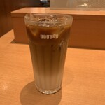 ドトールコーヒーショップ - アイスハニーカフェオレのMサイズです。（2021年6月）