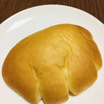 よつばパン - 自家製クリームパン  130 円＋税なり