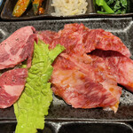 京城苑 - 定食お肉を選択できます