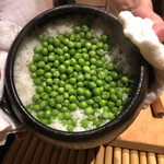温石 - 年に10日だけのグリーンピースご飯