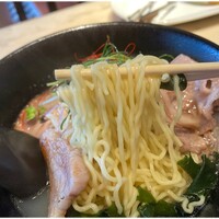 イベリコ・バル 門仲 - もったりした麺