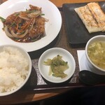 Shian Gyouza - 黒酢鶏と棒餃子セット