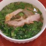 タン・カフェ - 鶏肉のフォー