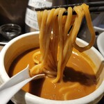 鴨出汁中華蕎麦 麺屋yoshiki - 鴨カレーつけ麺の麵リフト