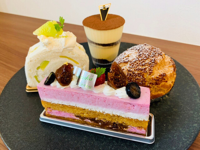 上品上質な味わいのケーキですね By ジャイアン トシ ヨロイヅカ 東京 Toshiyoroizuka Tokyo 京橋 カフェ 食べログ 上品上質な味わいのケーキですね By ジャイアン トシ ヨロイヅカ 東京 Toshiyoroizuka Tokyo 京橋 カフェ 食べログ