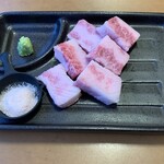 焼肉 たかちゃん - 特上カルビ、850円(税別)