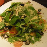 ルシュルシュル - スモークサーモンのサラダ