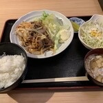 個室居酒屋 酒蔵 季 - 生姜焼き定食です。（2021年4月）