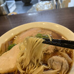 らぁ麺 紫陽花 - 醤油わんたん麺