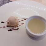 嶽 - ライチゼリーとロイヤルミルクティのアイス