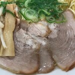 ラーメン魁力屋 - 具材アップ