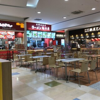 イオンモール鈴鹿内でおすすめの美味しいレストランをご紹介 食べログ イオンモール鈴鹿内でおすすめの美味しいレストランをご紹介 食べログ