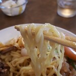 豫園飯店 - ちぢれ麺