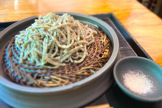 Sobakiri Yuugen - 禅味　香りが強い田舎蕎麦
                        塩で頂くと甘味を感じます