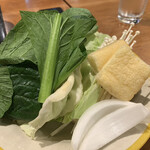 しゃぶしゃぶ すきやき 但馬屋 - セルフサービスの野菜たち