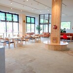 Sally Caffe - 店内