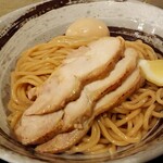 づゅる麺 池田 - 味玉鶏チャーシューつけ麺(1,100円)、麺。