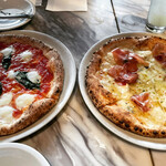 800° Degrees Neapolitan Pizzeria - 