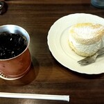 Hosho kohi ten - コーヒーとマリトッツォ