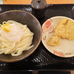 こがね製麺所  - 醤油うどん(小)320円　＋　とり天130円