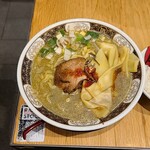 すごい煮干ラーメン凪 - 