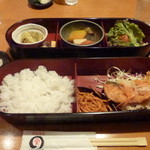 うけがわ - 日替わりランチ　シャケの南蛮漬け