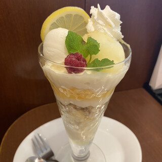 名古屋駅周辺でランチに使えるファミレス ランキング 食べログ