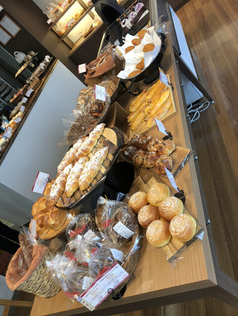 ローゲンマイヤー 箕面店 牧落 パン 食べログ ローゲンマイヤー 箕面店 牧落 パン 食べログ