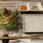 Kicchi Nishibashi - 小鉢とサラダ