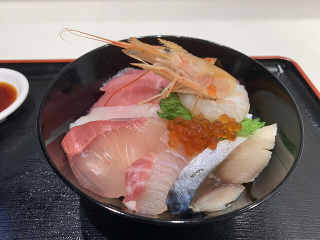 海鮮丼の駅前 阪神梅田店 大阪梅田 阪神 海鮮丼 食べログ