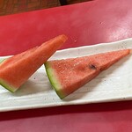 中華定食 あらた - サービスのスイカ