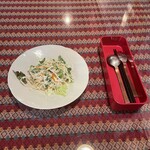 ダンネバード - 先ずはサラダ