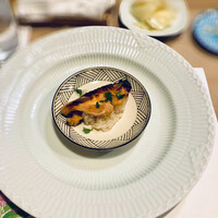 うを徳 - 琵琶鱒　酢飯と山椒の葉で