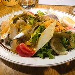 Bar de Espana Mon - サラダプレート 1,000円