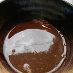 さんじ - 焙煎濃厚烏賊煮干つけ蕎麦(つけ汁)