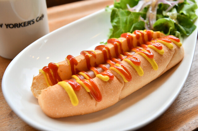 NEW YORKER'S Cafe Suidobashi Higashiguchi Ten