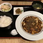 中国料理 麟 - 麻婆豆腐定食、900円－50円(グループ割)