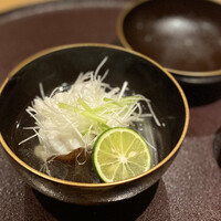 馳走 啐啄一十  - 鮎魚女(愛媛県産)と木耳(岡山県美作産)の利尻昆布&血合い抜き鮪節のお椀