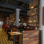 Burger & Lobster - 店内風景。