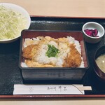 あさひ川 井泉 - かつ重