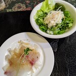 Maison de vin - 日替わりランチ   デザートセット
      鯛のカルパッチョとポテトサラダ